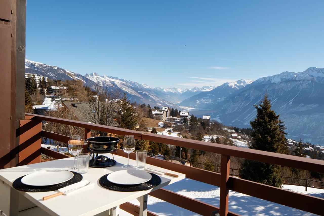 Magnifique Appartement Proche Du Centre Et Du Ski Crans-Montana Luaran gambar